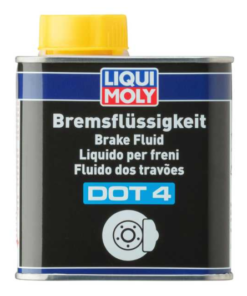 Bremsflüssigkeit DOT 4